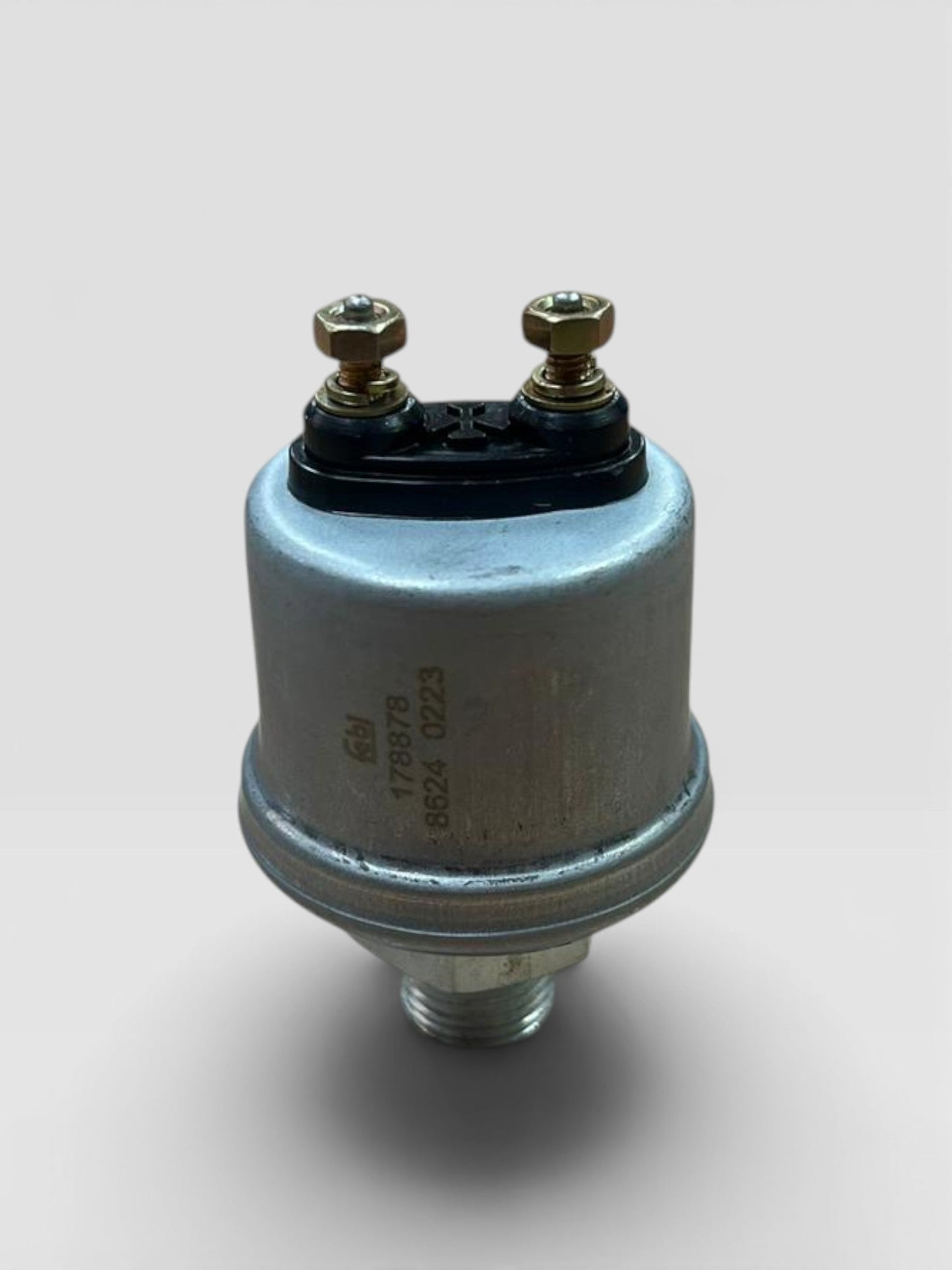 Febi 178878 Yağ Müşüri 2 Fişli Mercedes Actros Axor OM457 OM501 OM502 A0125420517 Febi